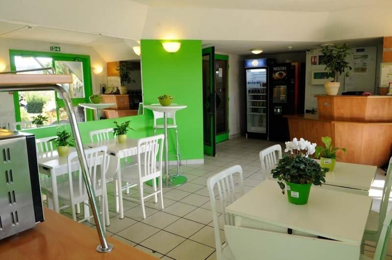 Lemon Hotel Le Coteau Kültér fotó